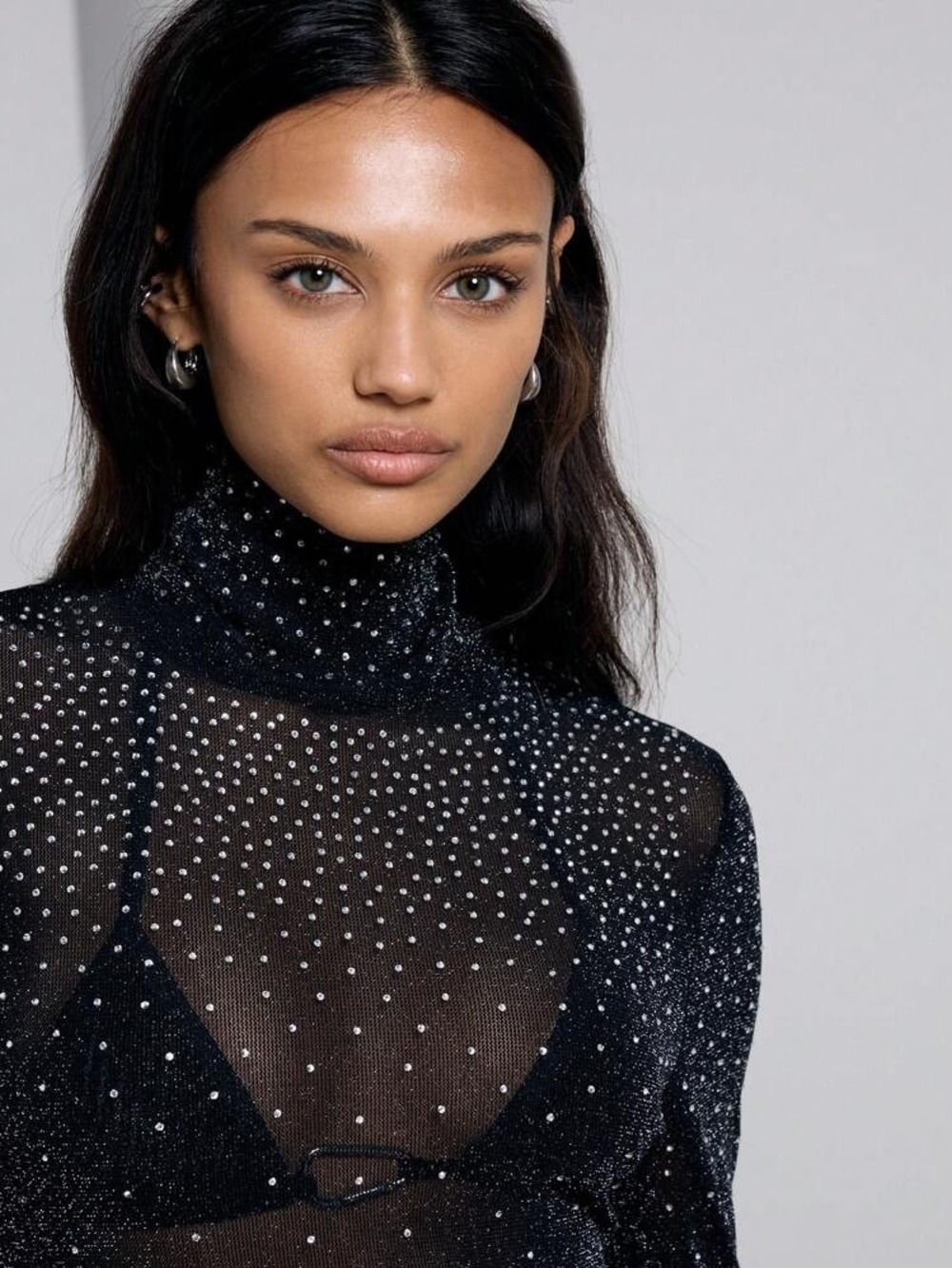 Women’s Black Embellished Rhinestone Split-Panel Tunic🥰 - Picture 3 of 3
